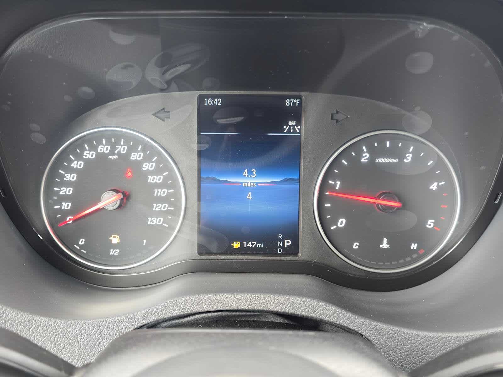 2026 Mercedes-Benz Sprinter 2500 Standard Roof I4 Diesel HO 144 AWD