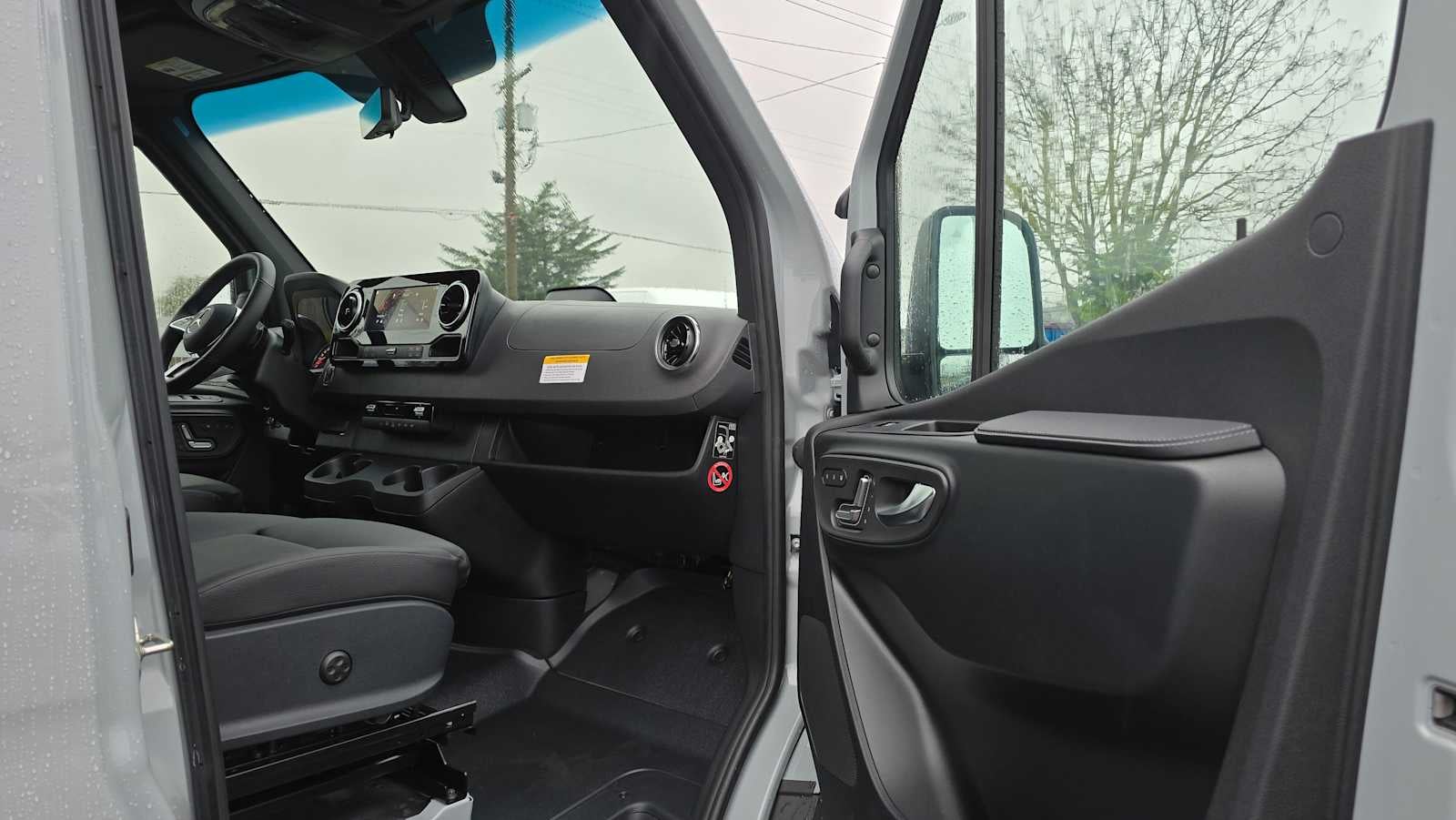 2025 Mercedes-Benz Sprinter 2500 Standard Roof I4 Diesel HO 144" AWD