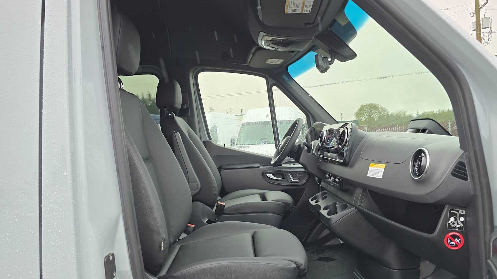 2025 Mercedes-Benz Sprinter 2500 Standard Roof I4 Diesel HO 144" AWD