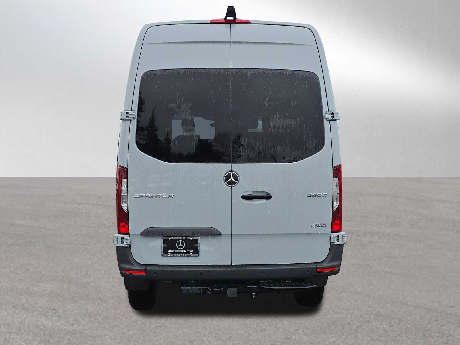 2025 Mercedes-Benz Sprinter 2500 Standard Roof I4 Diesel HO 144" AWD