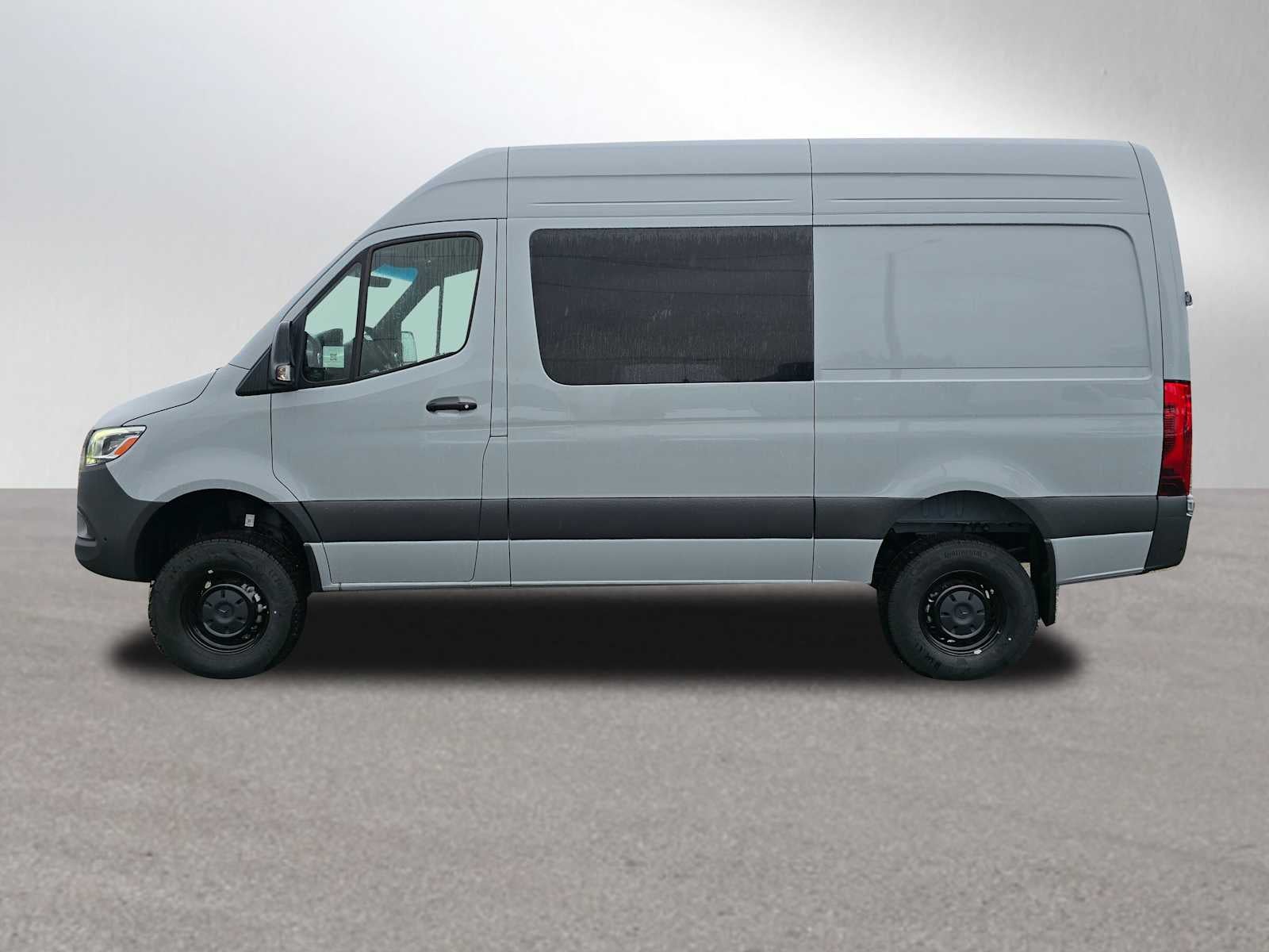 2025 Mercedes-Benz Sprinter 2500 Standard Roof I4 Diesel HO 144" AWD
