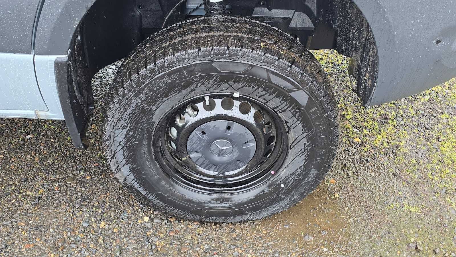 2025 Mercedes-Benz Sprinter 2500 Standard Roof I4 Diesel HO 144" AWD