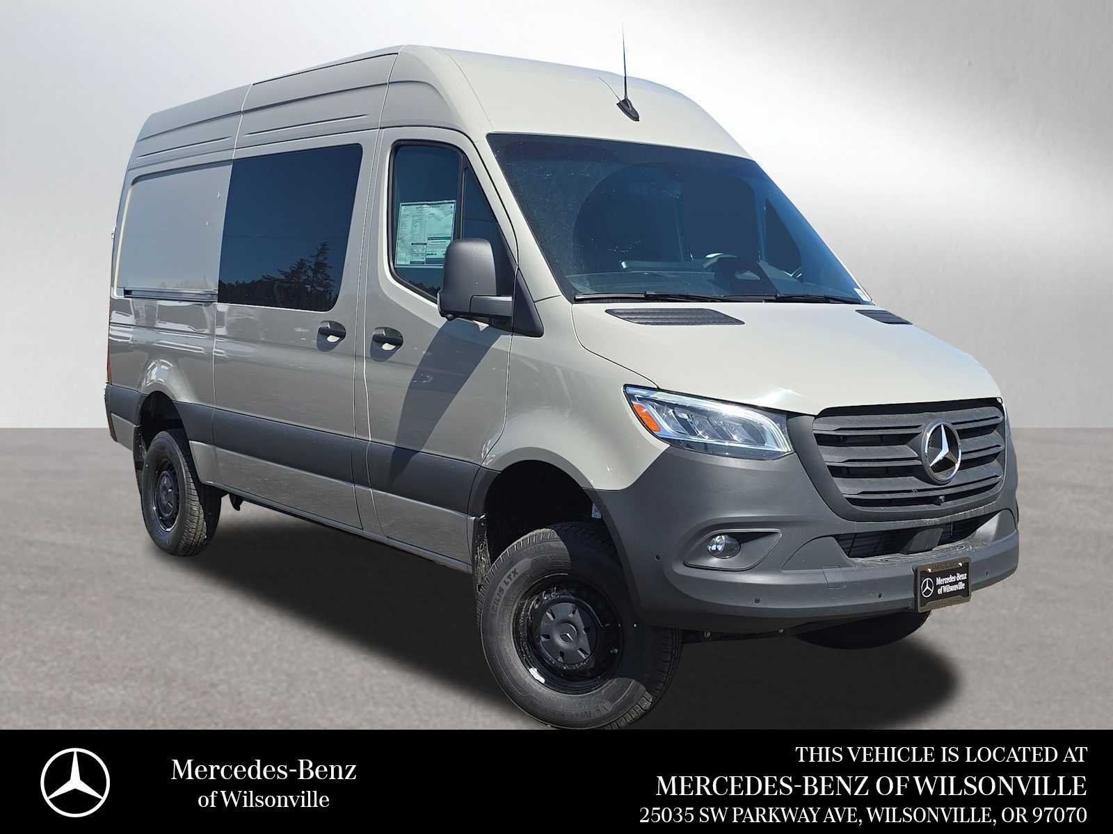 2026 Mercedes-Benz Sprinter 2500 Standard Roof I4 Diesel HO 144 AWD