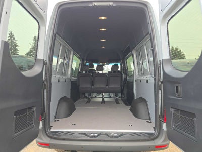 2026 Mercedes-Benz Sprinter Crew 2500 Standard Roof I4 Diesel HO 144 AWD