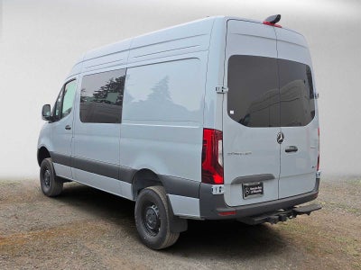 2026 Mercedes-Benz Sprinter Crew 2500 Standard Roof I4 Diesel HO 144 AWD