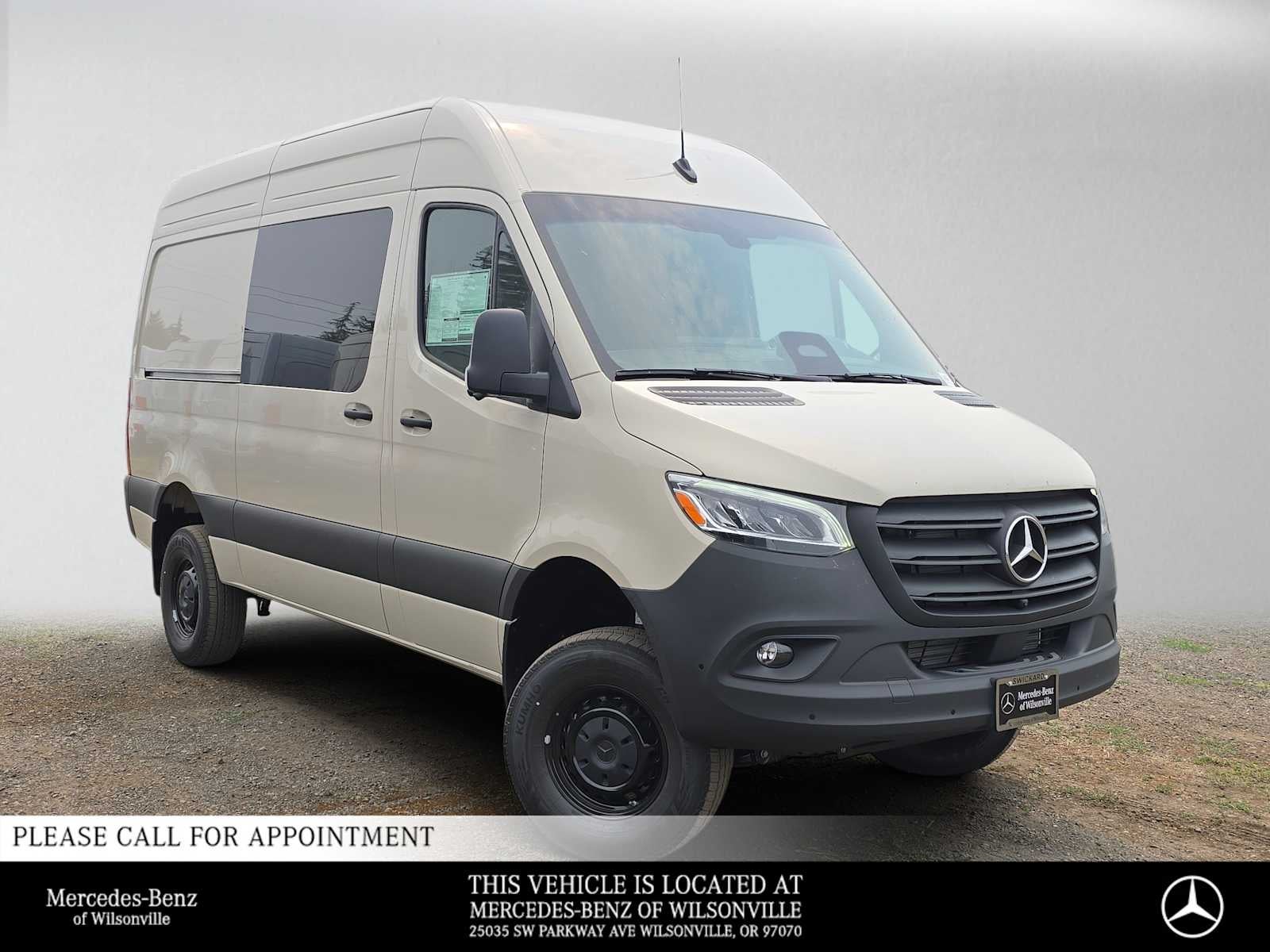 2026 Mercedes-Benz Sprinter Cargo 2500 Standard Roof I4 Diesel HO 144 AWD