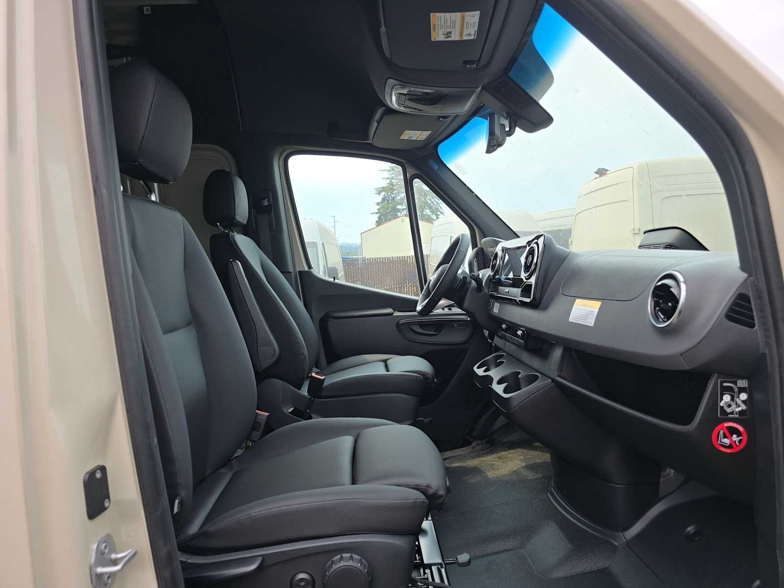 2026 Mercedes-Benz Sprinter Cargo 2500 Standard Roof I4 Diesel HO 144 AWD