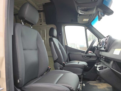 2026 Mercedes-Benz Sprinter Cargo 2500 Standard Roof I4 Diesel HO 144 AWD