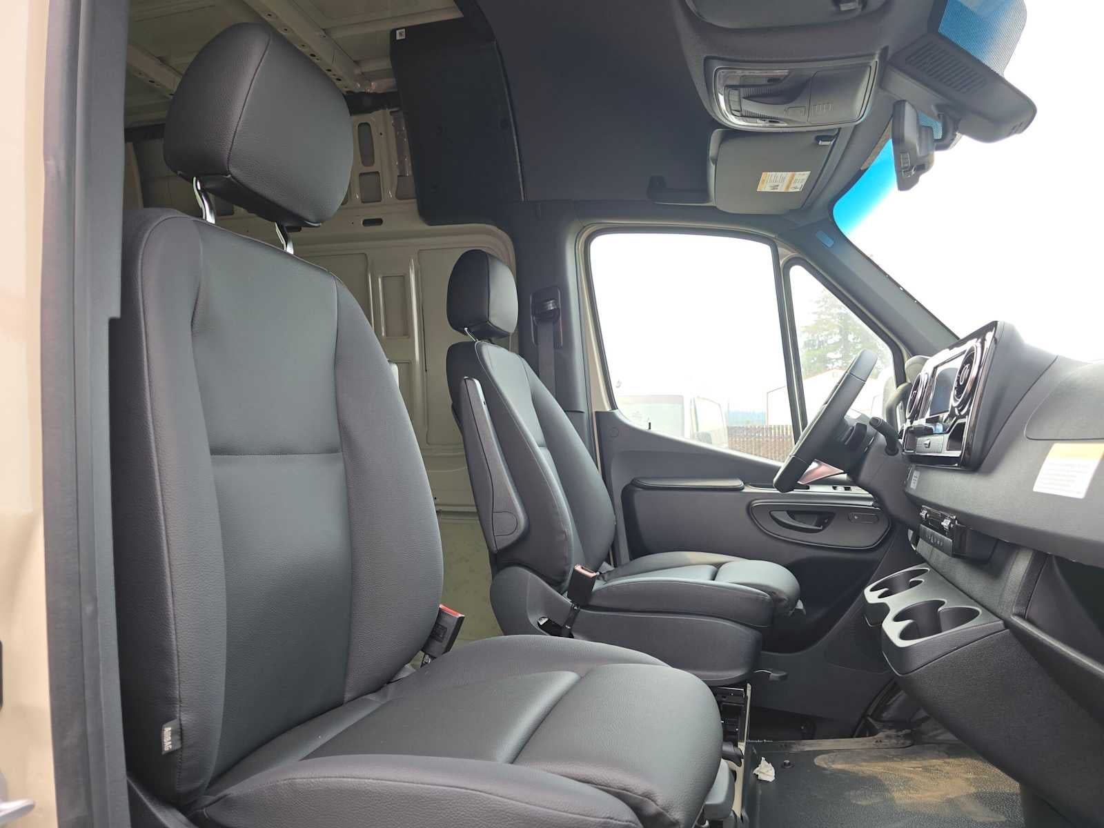 2026 Mercedes-Benz Sprinter Cargo 2500 Standard Roof I4 Diesel HO 144 AWD