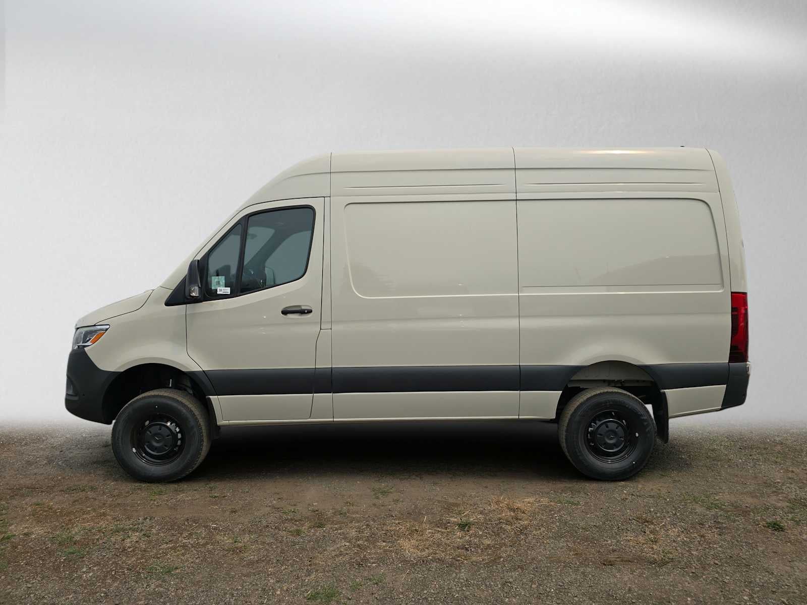 2026 Mercedes-Benz Sprinter Cargo 2500 Standard Roof I4 Diesel HO 144 AWD