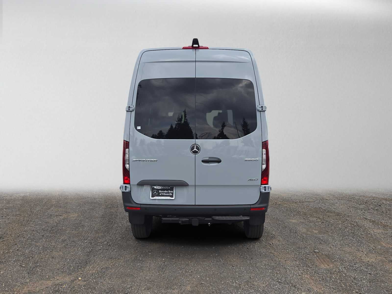 2026 Mercedes-Benz Sprinter Crew 2500 Standard Roof I4 Diesel HO 144 AWD