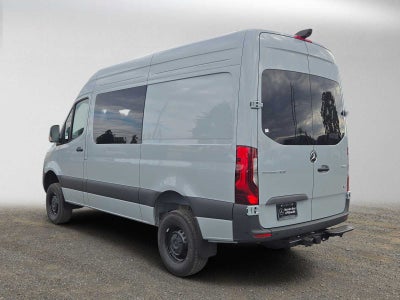 2026 Mercedes-Benz Sprinter Crew 2500 Standard Roof I4 Diesel HO 144 AWD