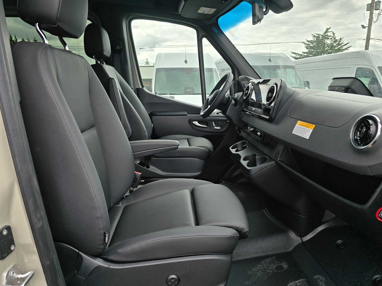 2026 Mercedes-Benz Sprinter 2500 Standard Roof I4 Diesel HO 144 AWD