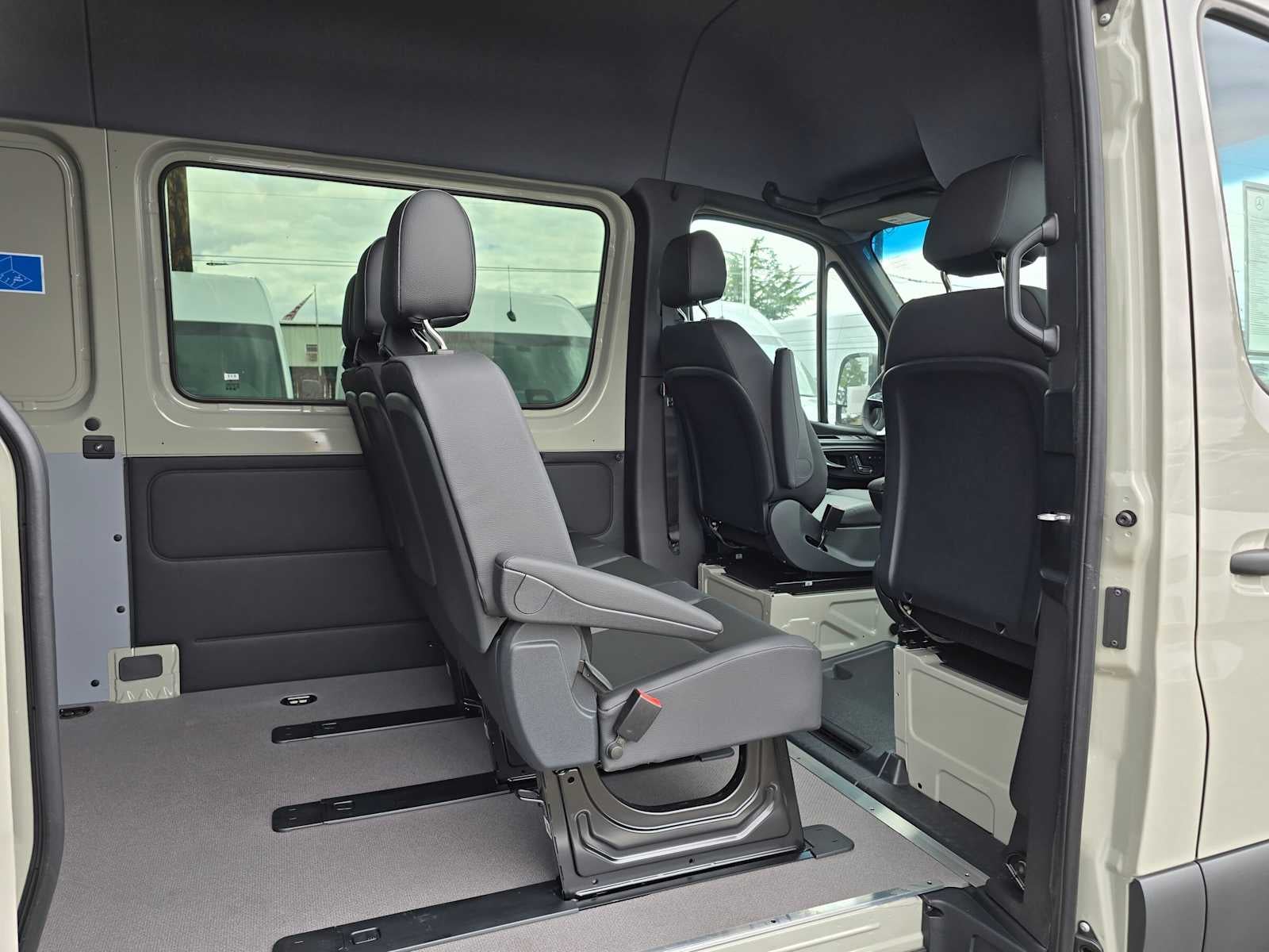 2026 Mercedes-Benz Sprinter 2500 Standard Roof I4 Diesel HO 144 AWD