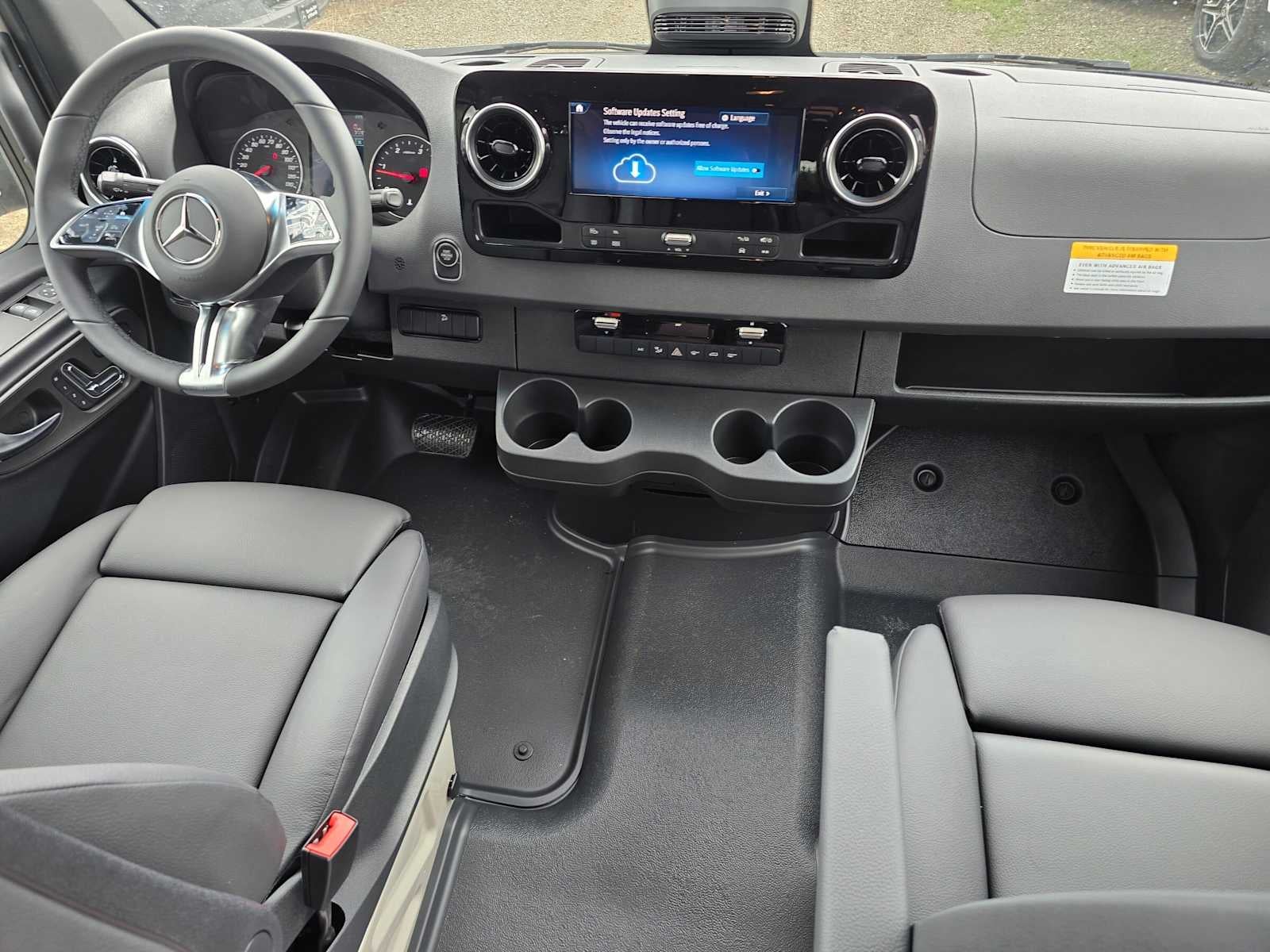 2026 Mercedes-Benz Sprinter 2500 Standard Roof I4 Diesel HO 144 AWD