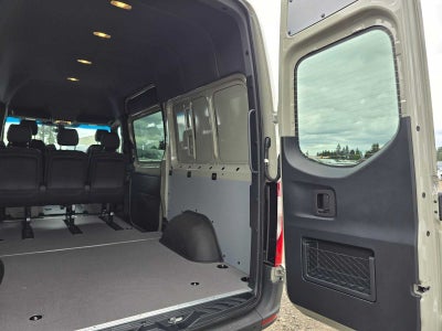 2026 Mercedes-Benz Sprinter 2500 Standard Roof I4 Diesel HO 144 AWD