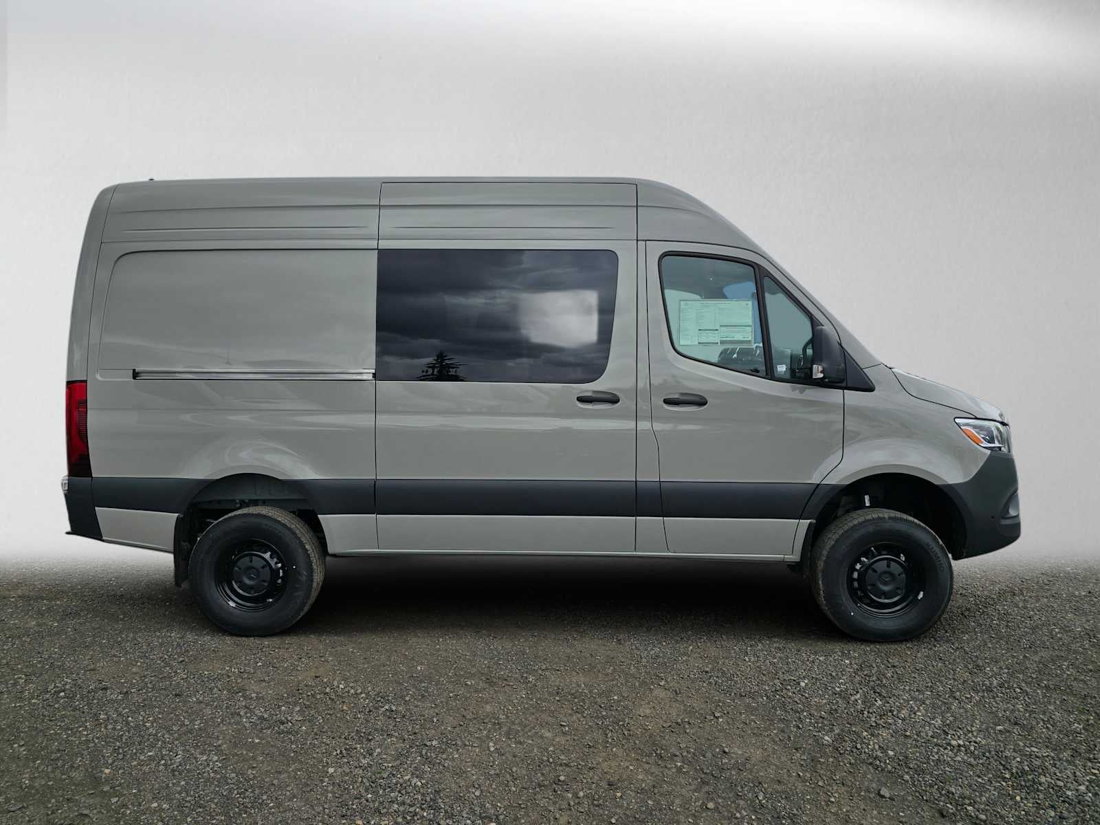 2026 Mercedes-Benz Sprinter 2500 Standard Roof I4 Diesel HO 144 AWD