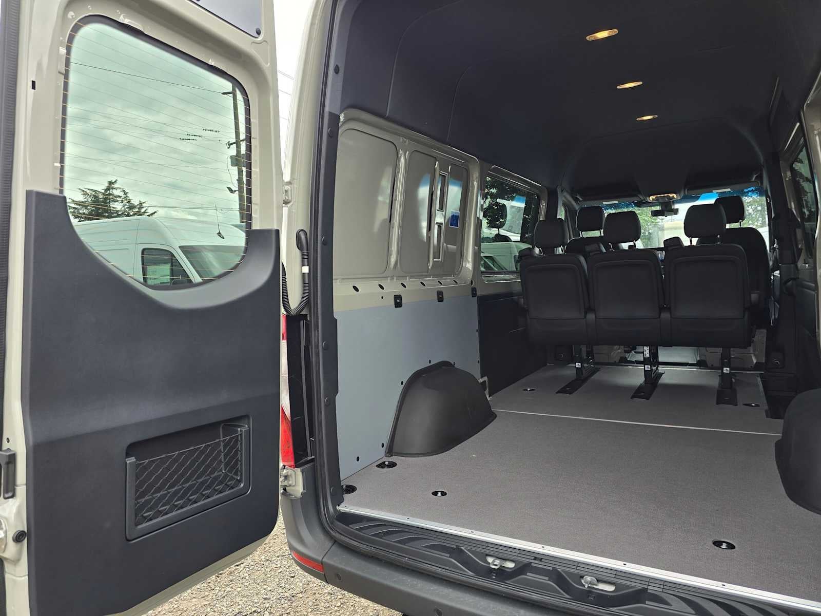 2026 Mercedes-Benz Sprinter 2500 Standard Roof I4 Diesel HO 144 AWD