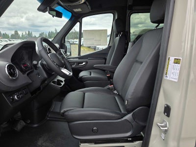 2026 Mercedes-Benz Sprinter 2500 Standard Roof I4 Diesel HO 144 AWD