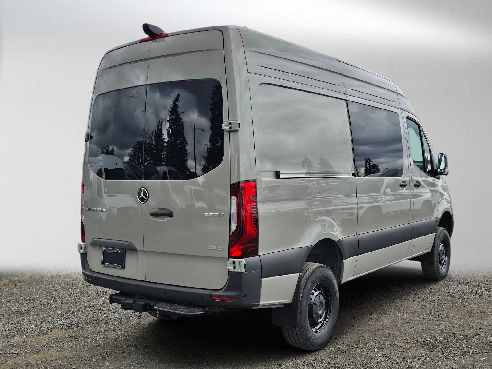 2026 Mercedes-Benz Sprinter 2500 Standard Roof I4 Diesel HO 144 AWD