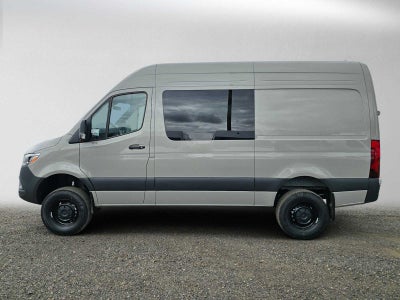 2026 Mercedes-Benz Sprinter 2500 Standard Roof I4 Diesel HO 144 AWD