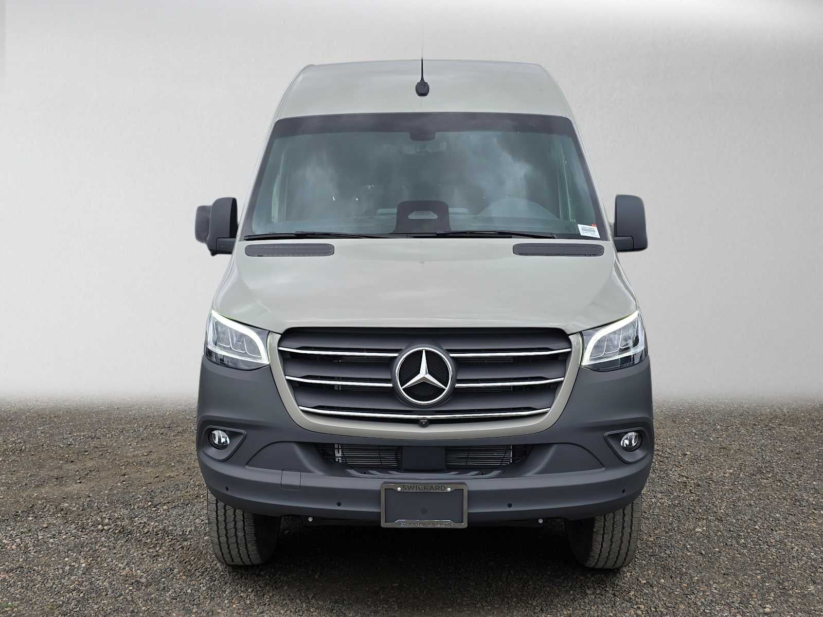 2026 Mercedes-Benz Sprinter 2500 Standard Roof I4 Diesel HO 144 AWD