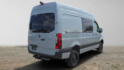2026 Mercedes-Benz Sprinter 2500 Standard Roof I4 Diesel HO 144 AWD