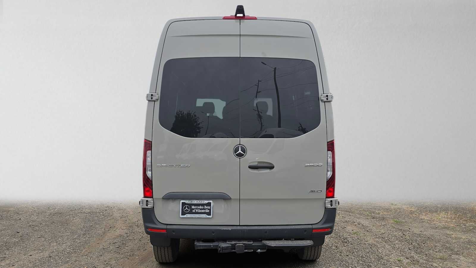 2026 Mercedes-Benz Sprinter 2500 Standard Roof I4 Diesel HO 144 AWD