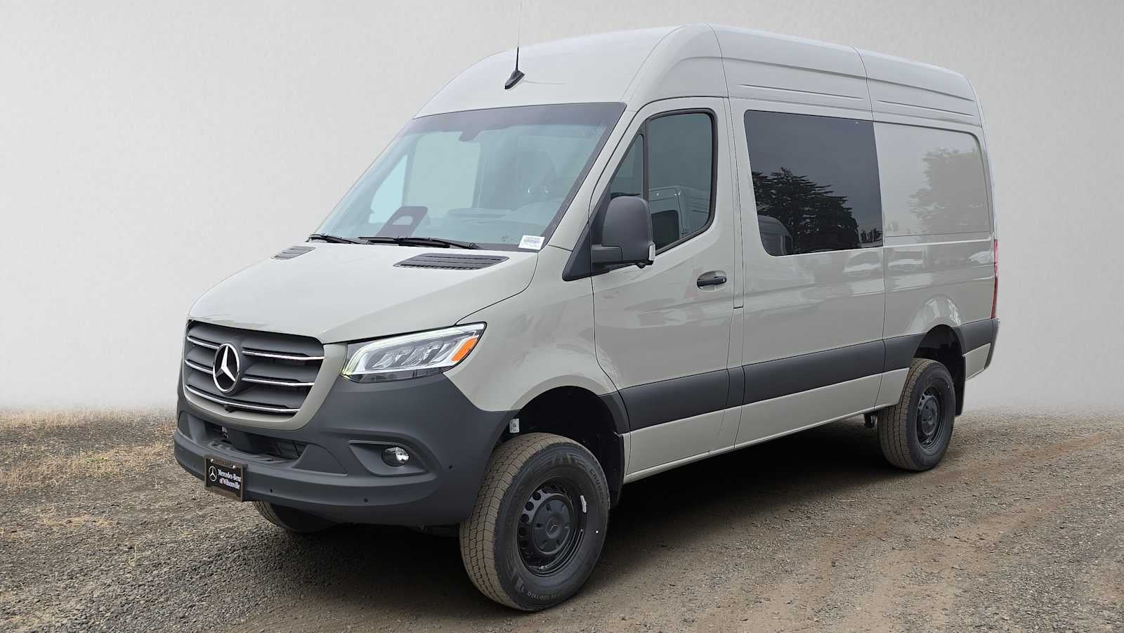 2026 Mercedes-Benz Sprinter 2500 Standard Roof I4 Diesel HO 144 AWD