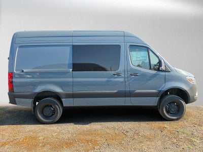 2026 Mercedes-Benz Sprinter 2500 Standard Roof I4 Diesel HO 144 AWD