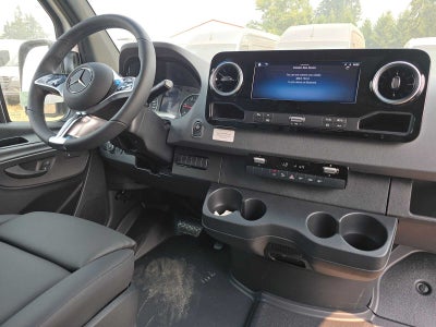 2026 Mercedes-Benz Sprinter Cargo 2500 Standard Roof I4 Diesel HO 144 AWD