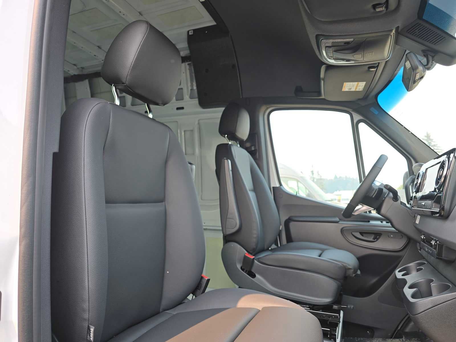 2026 Mercedes-Benz Sprinter Cargo 2500 Standard Roof I4 Diesel HO 144 AWD