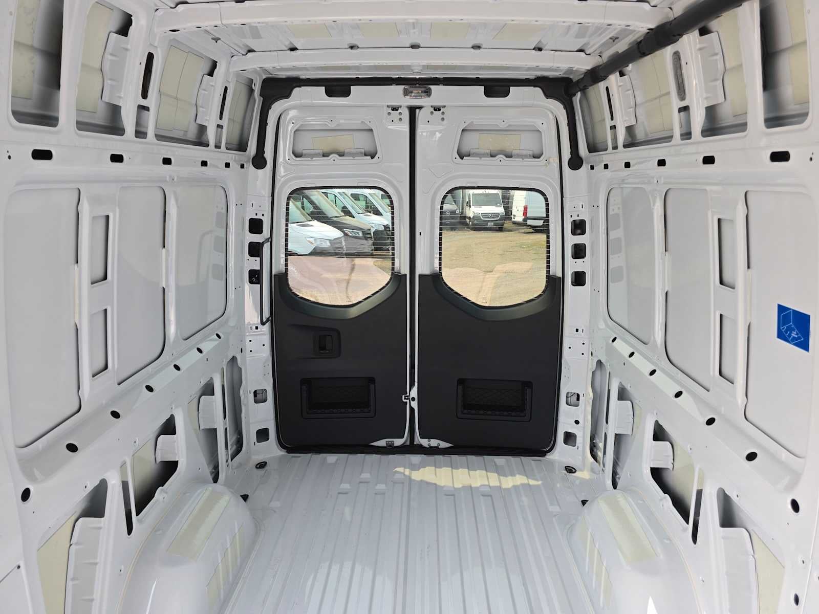 2026 Mercedes-Benz Sprinter Cargo 2500 Standard Roof I4 Diesel HO 144 AWD