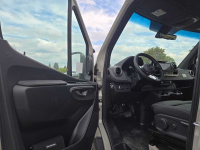 2026 Mercedes-Benz Sprinter Cargo 2500 Standard Roof I4 Diesel HO 144 AWD