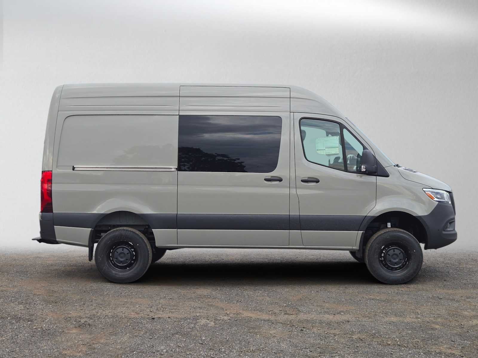 2026 Mercedes-Benz Sprinter Cargo 2500 Standard Roof I4 Diesel HO 144 AWD