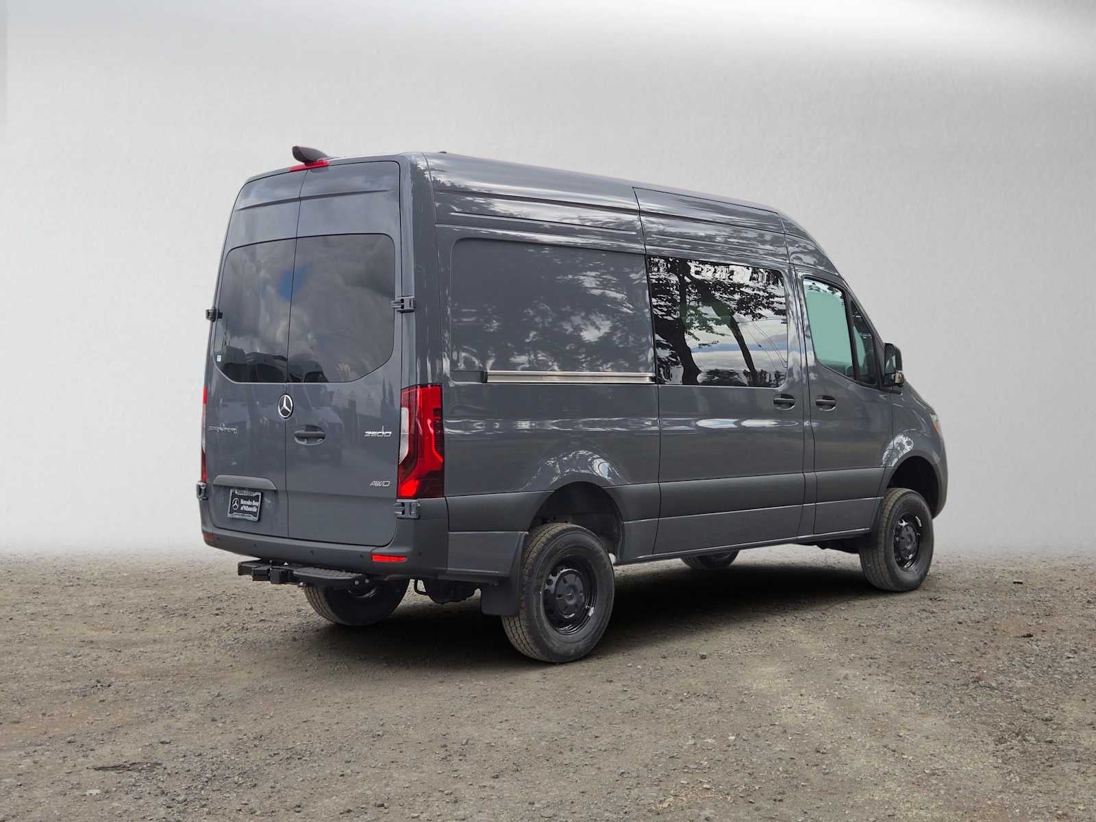 2026 Mercedes-Benz Sprinter Crew 2500 Standard Roof I4 Diesel HO 144 AWD