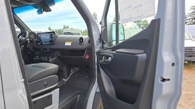 2026 Mercedes-Benz Sprinter 2500 Standard Roof I4 Diesel HO 144 AWD