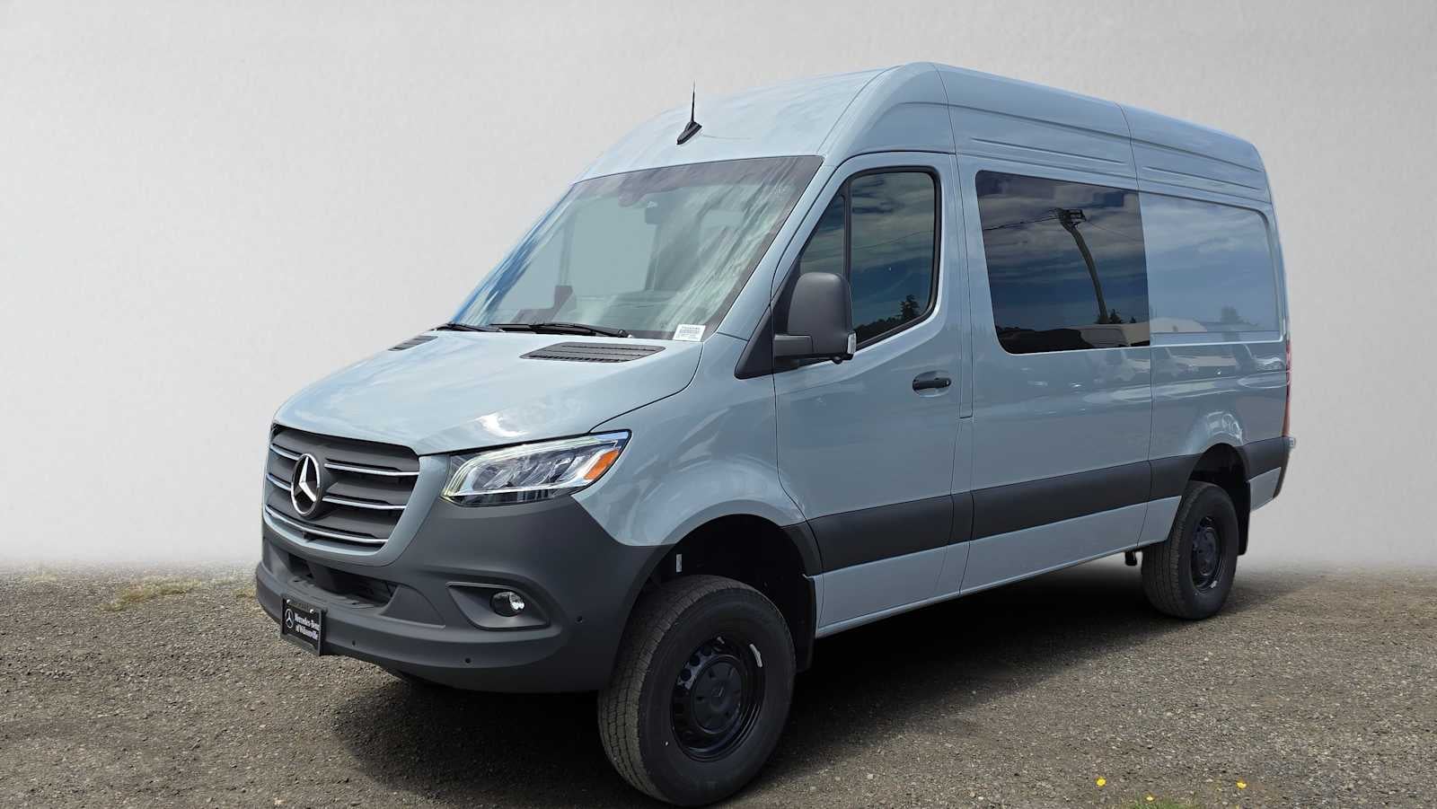 2026 Mercedes-Benz Sprinter 2500 Standard Roof I4 Diesel HO 144 AWD