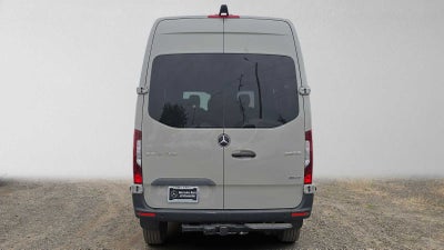 2026 Mercedes-Benz Sprinter Crew 2500 Standard Roof I4 Diesel HO 144 AWD