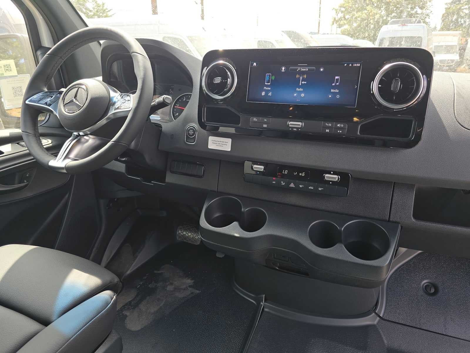 2026 Mercedes-Benz Sprinter Cargo 2500 Standard Roof I4 Diesel HO 144 AWD