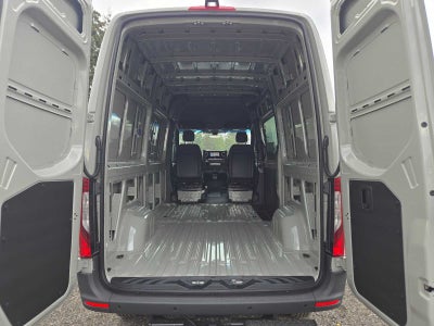 2026 Mercedes-Benz Sprinter Cargo 2500 Standard Roof I4 Diesel HO 144 AWD
