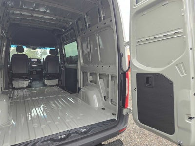 2026 Mercedes-Benz Sprinter Cargo 2500 Standard Roof I4 Diesel HO 144 AWD