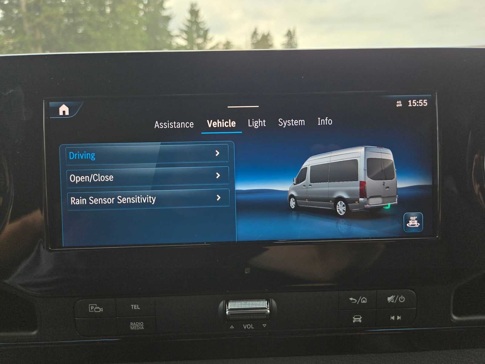 2026 Mercedes-Benz Sprinter Cargo 2500 Standard Roof I4 Diesel HO 144 AWD
