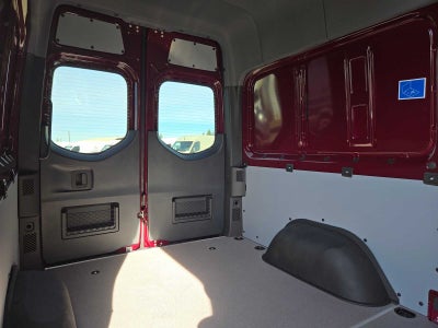 2026 Mercedes-Benz Sprinter Crew 2500 Standard Roof I4 Diesel HO 144 AWD