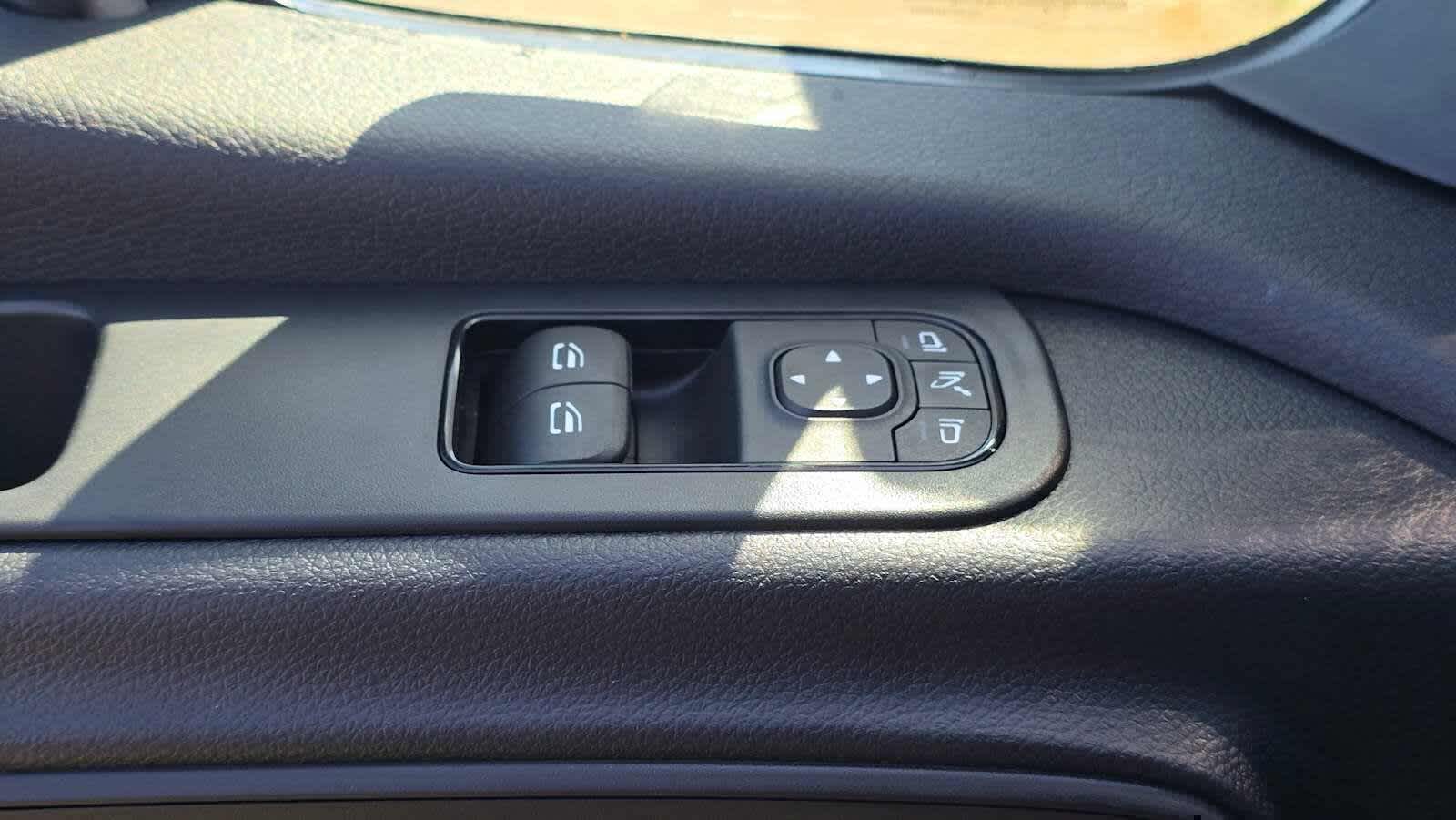 2026 Mercedes-Benz Sprinter 2500 Standard Roof I4 Diesel HO 144 AWD