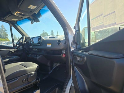 2026 Mercedes-Benz Sprinter Cargo 2500 Standard Roof I4 Diesel HO 144 AWD