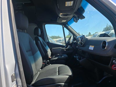 2026 Mercedes-Benz Sprinter Cargo 2500 Standard Roof I4 Diesel HO 144 AWD