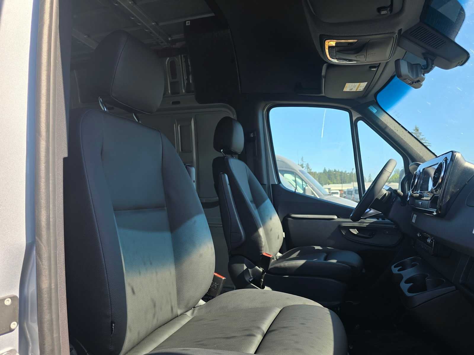 2026 Mercedes-Benz Sprinter Cargo 2500 Standard Roof I4 Diesel HO 144 AWD