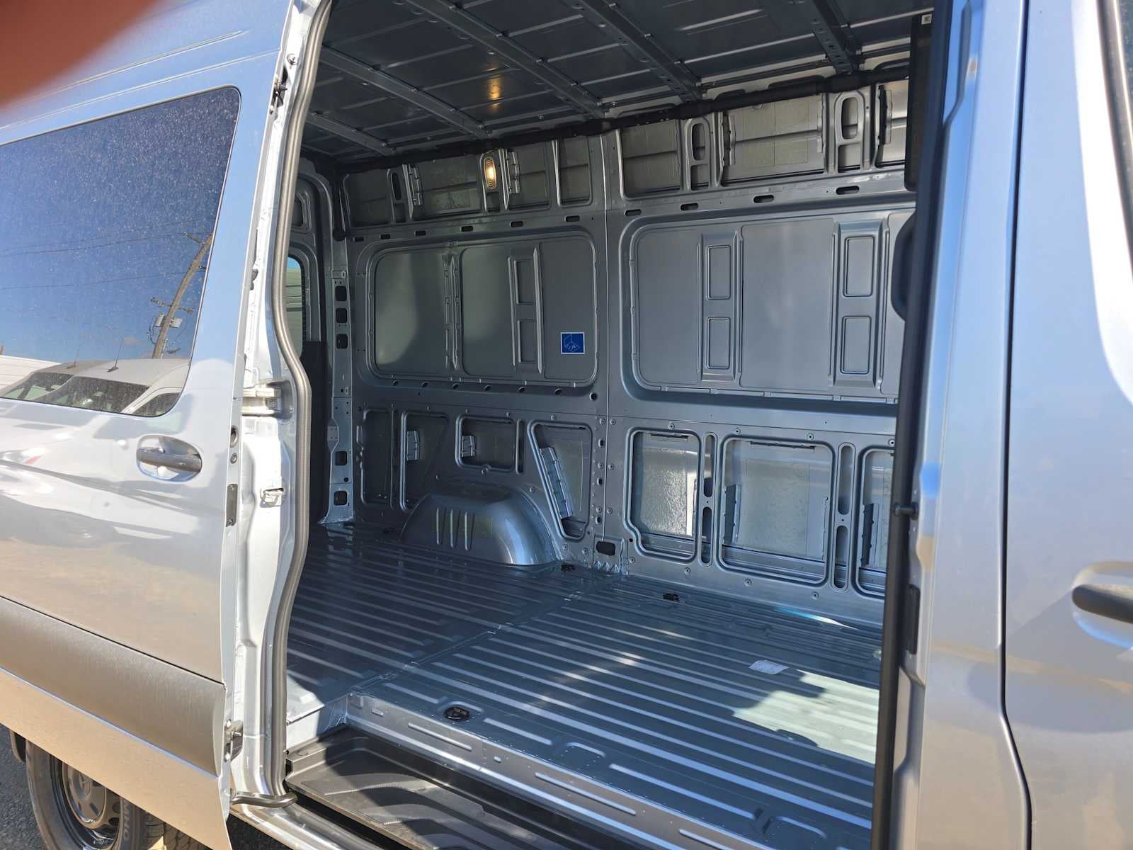 2026 Mercedes-Benz Sprinter Cargo 2500 Standard Roof I4 Diesel HO 144 AWD