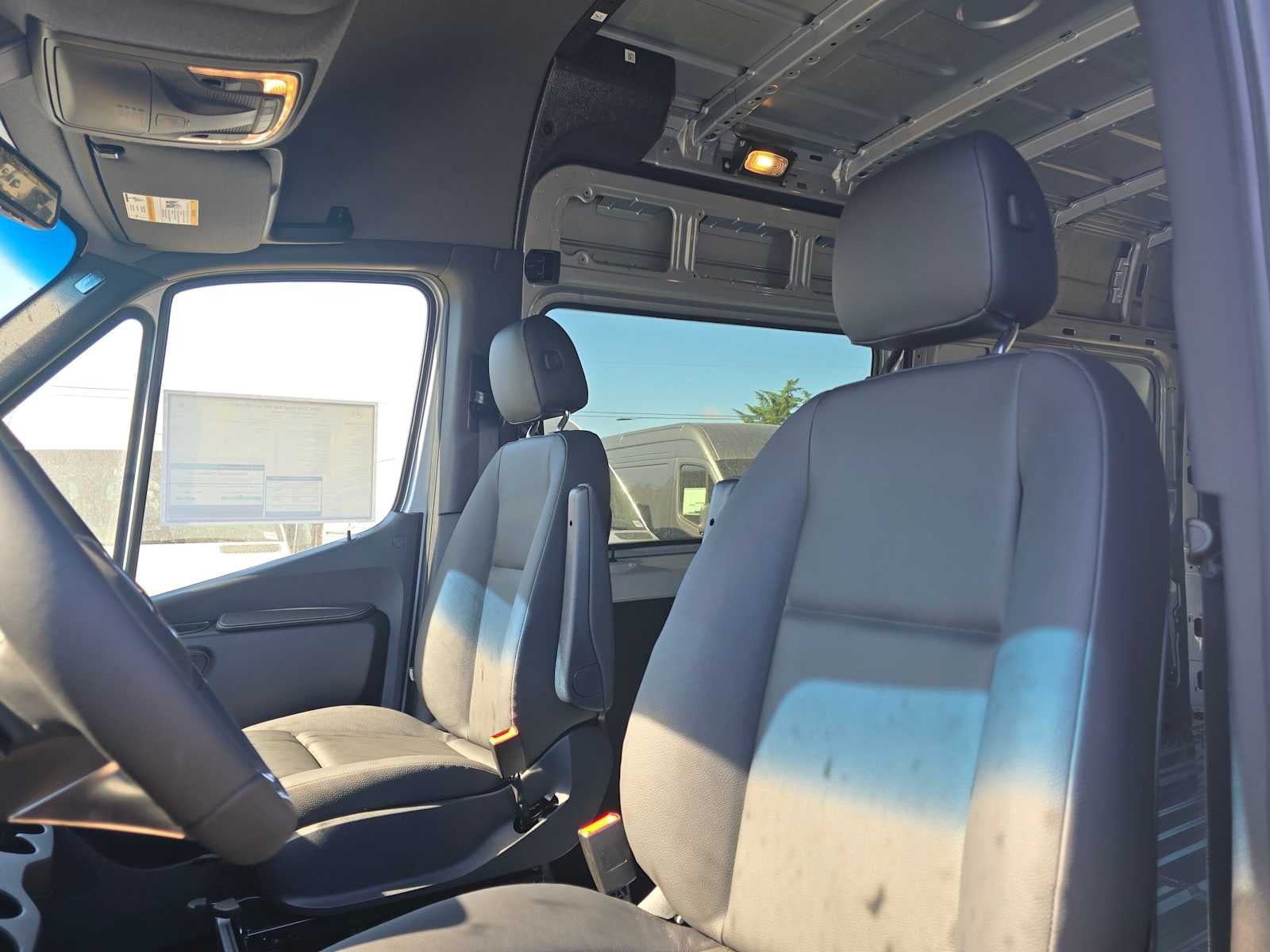 2026 Mercedes-Benz Sprinter Cargo 2500 Standard Roof I4 Diesel HO 144 AWD